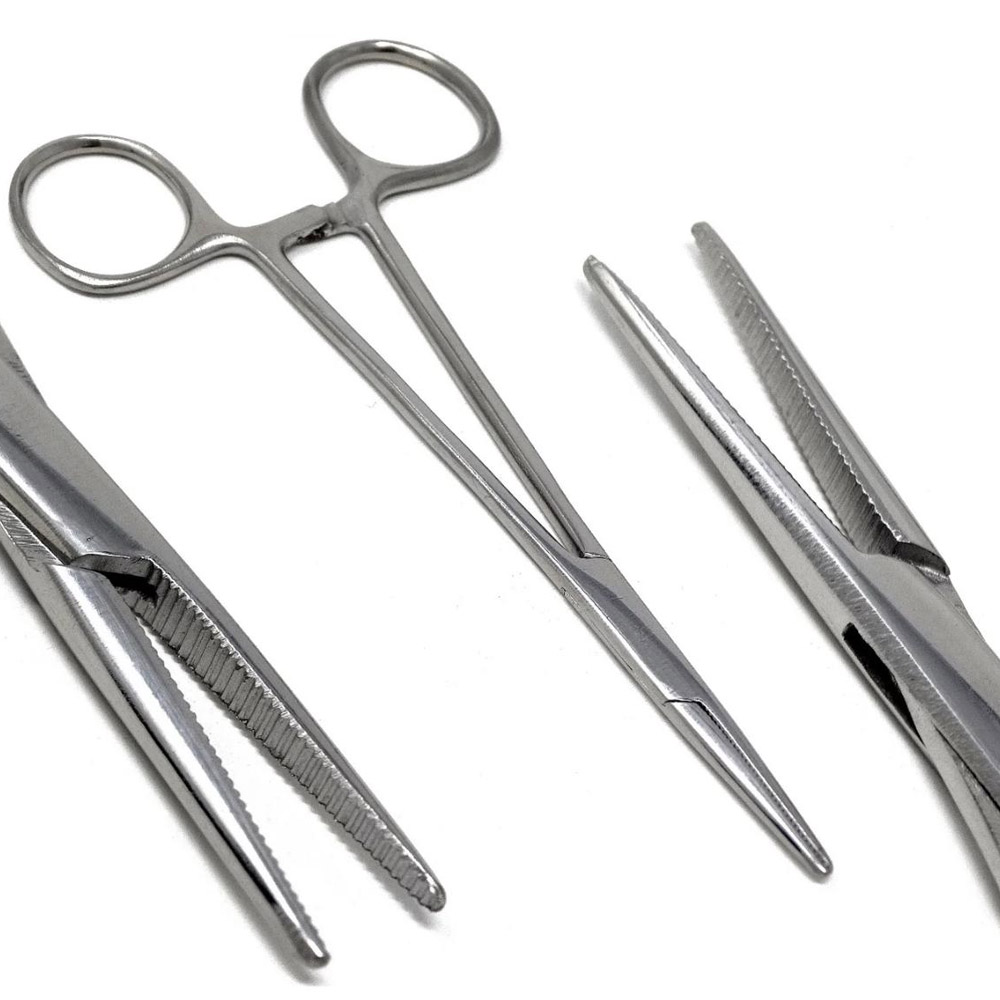 Mosquito Forceps Polish 5″ Straight
